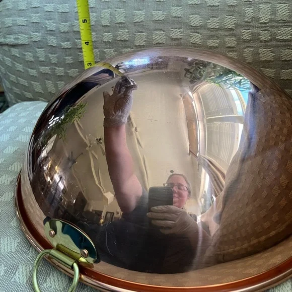 Round bottom Copper Mixing Bowl with brass ring. 11” inches across - Picture 7 of 12